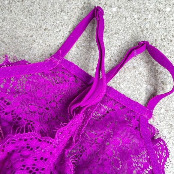 PINK Victoria Secret High Neck Eyelash Bralette Bra - Picture 5 of 10